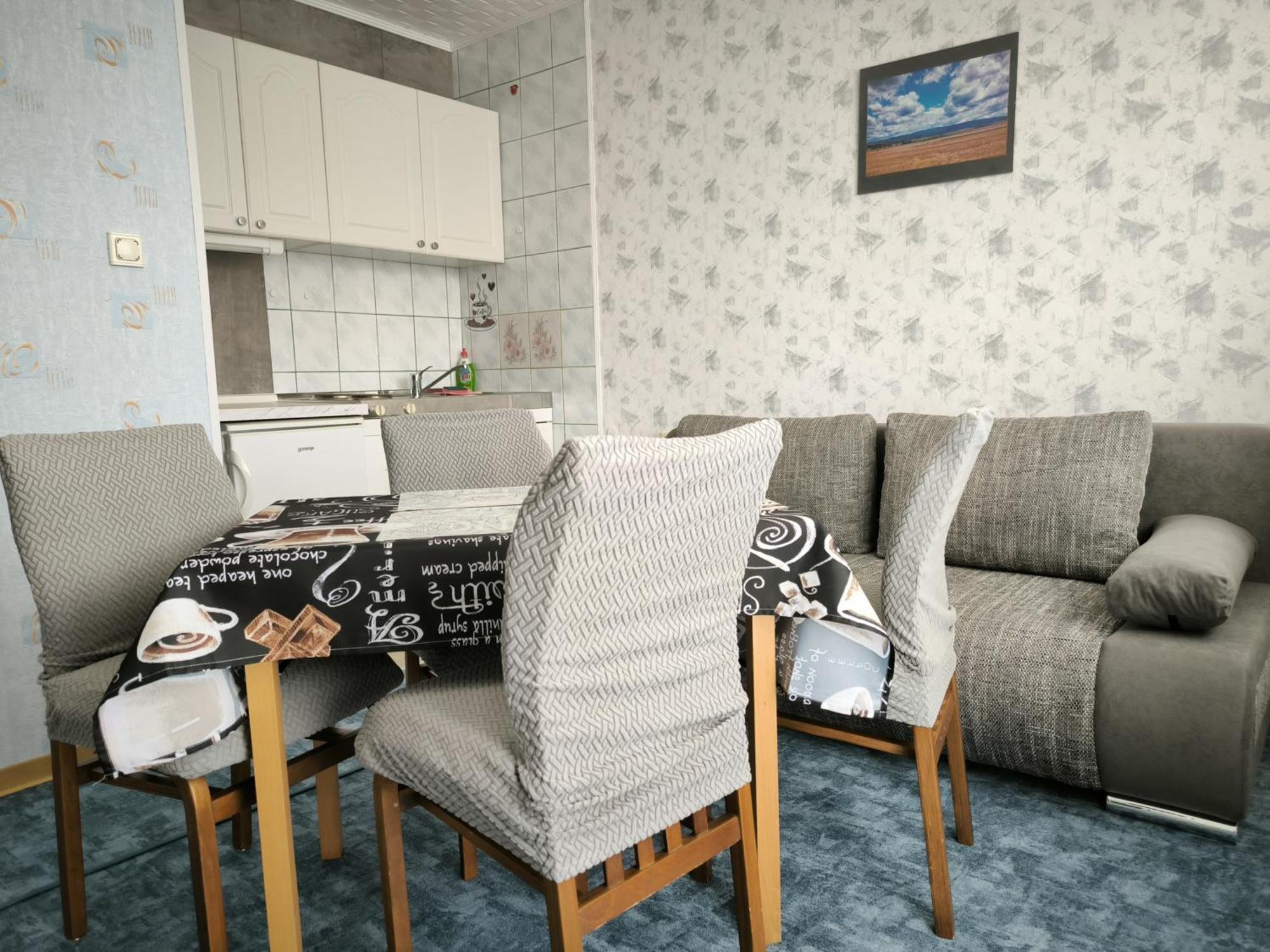 Karolin Apartman Buk Exterior photo