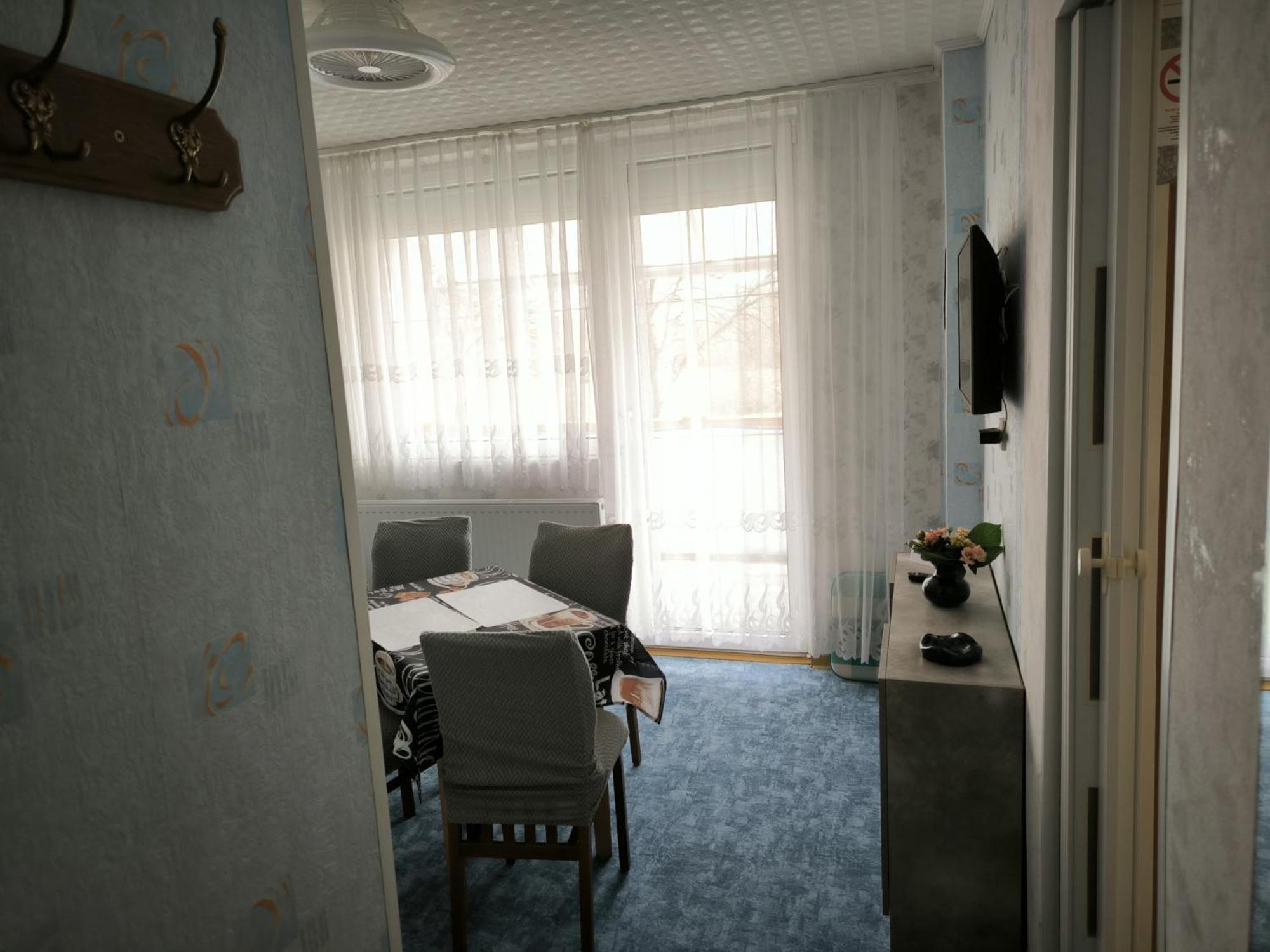 Karolin Apartman Buk Exterior photo